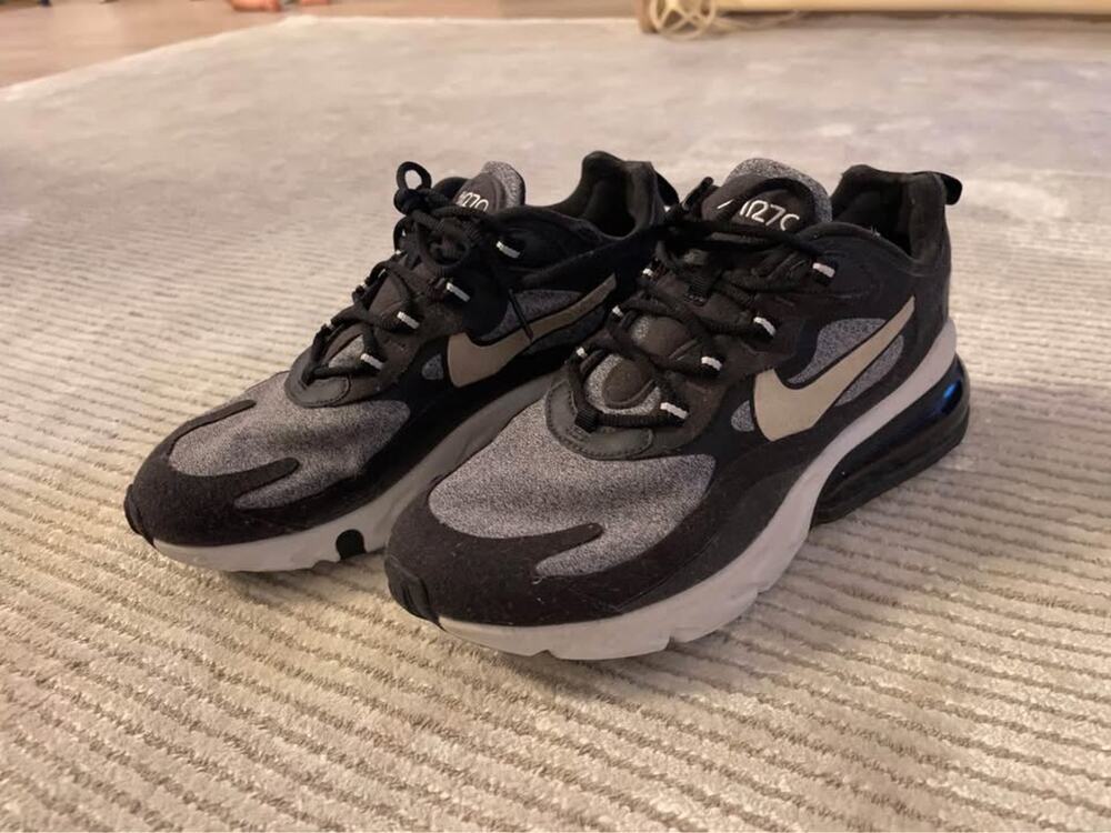 Nike Air 270 Womens Size 8